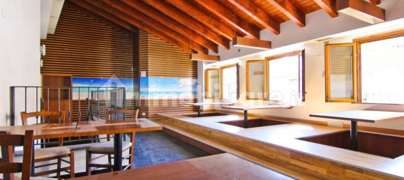 Коммерческая недвижимость с 4 комнатами в Барлассина, Италия № 6960 17