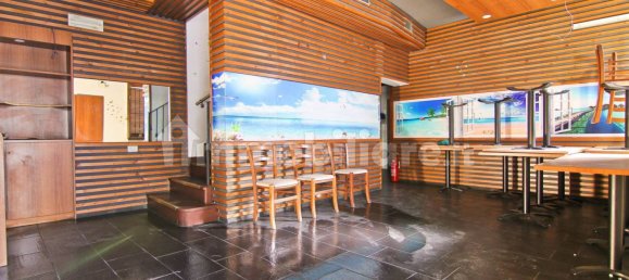 Коммерческая недвижимость с 4 комнатами в Барлассина, Италия № 6960 8