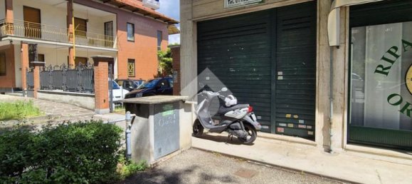 2-salle Propriété commerciale à Cirié, Italy No. 71911 2