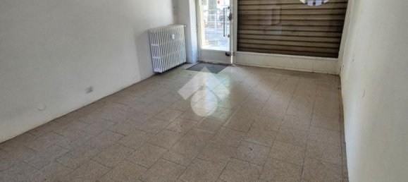 2-salle Propriété commerciale à Cirié, Italy No. 71911 3