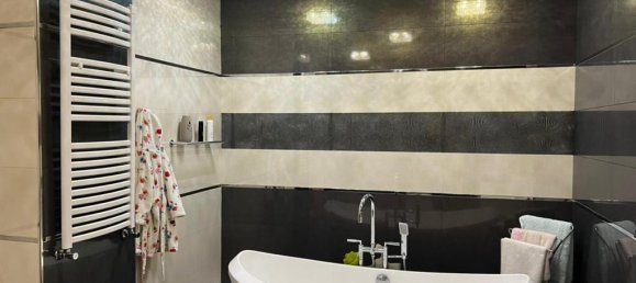 4 bedrooms Apartment in Nasimi, Azerbaijan No. 2115 2