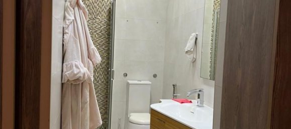 4 bedrooms Apartment in Nasimi, Azerbaijan No. 2115 12