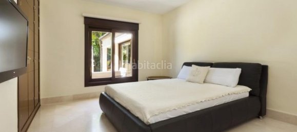 5 Schlafzimmer Villa in Marbella, Spain, Nr. 64932 12