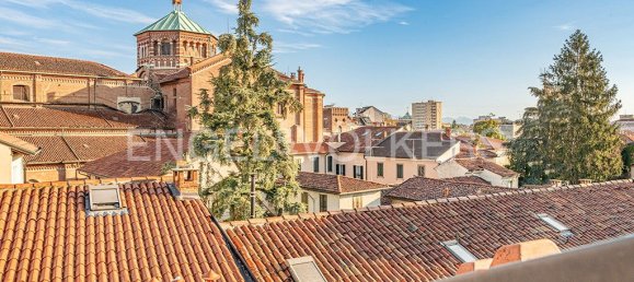 3 bedrooms Penthouse in Monza, Italy No. 127832 27