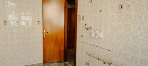 3 rooms Apartment in Palermo, Italy No. 37065 21