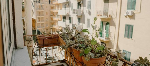 3 rooms Apartment in Palermo, Italy No. 37065 15