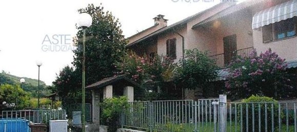 4-Zimmer Haus in Asti, Italy, Nr. 269038 3