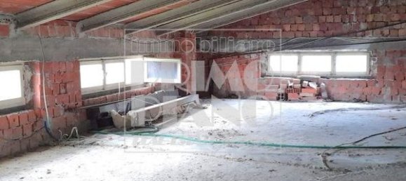 Вилла с 9 комнатами в Лукка, Италия № 13089 2