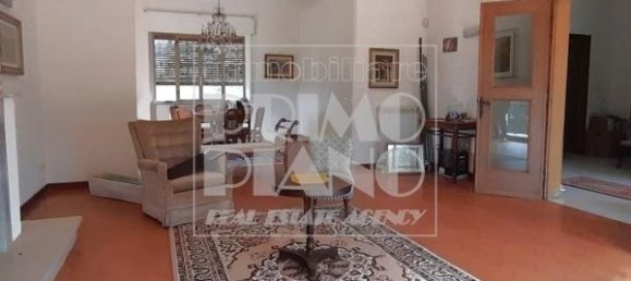 Вилла с 9 комнатами в Лукка, Италия № 13089 47