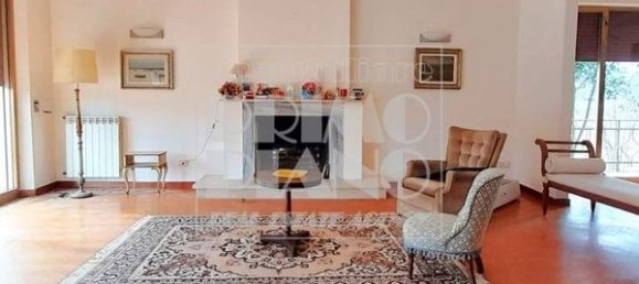 Вилла с 9 комнатами в Лукка, Италия № 13089 12