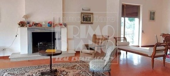 Вилла с 9 комнатами в Лукка, Италия № 13089 35