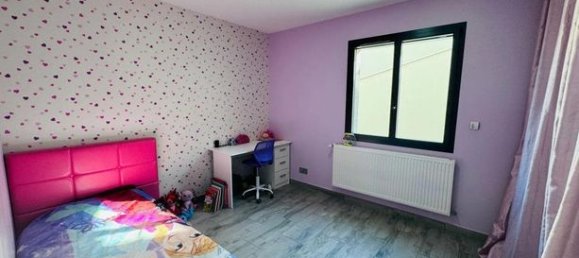 5 bedrooms House in Nevers, France No. 355225 10