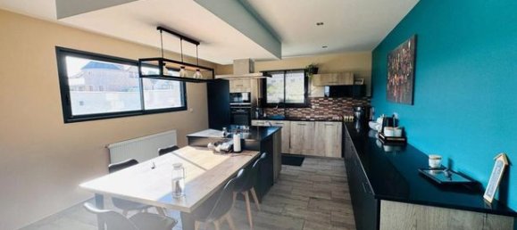 5 bedrooms House in Nevers, France No. 355225 7