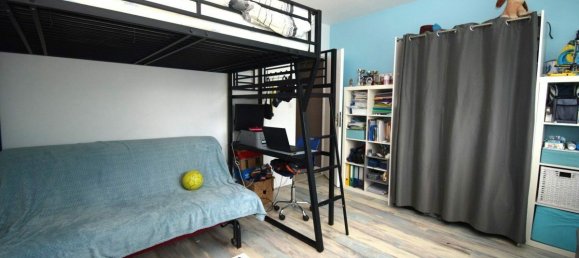 Casa de 3 dormitorios en Saint-Lubin-des-Joncherets, France No. 161342 6