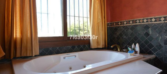 5 Schlafzimmer Haus in Marbella, Spain, Nr. 140969 33