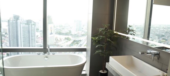 1 bedroom Duplex in Sathon, Thailand No. 12768 5