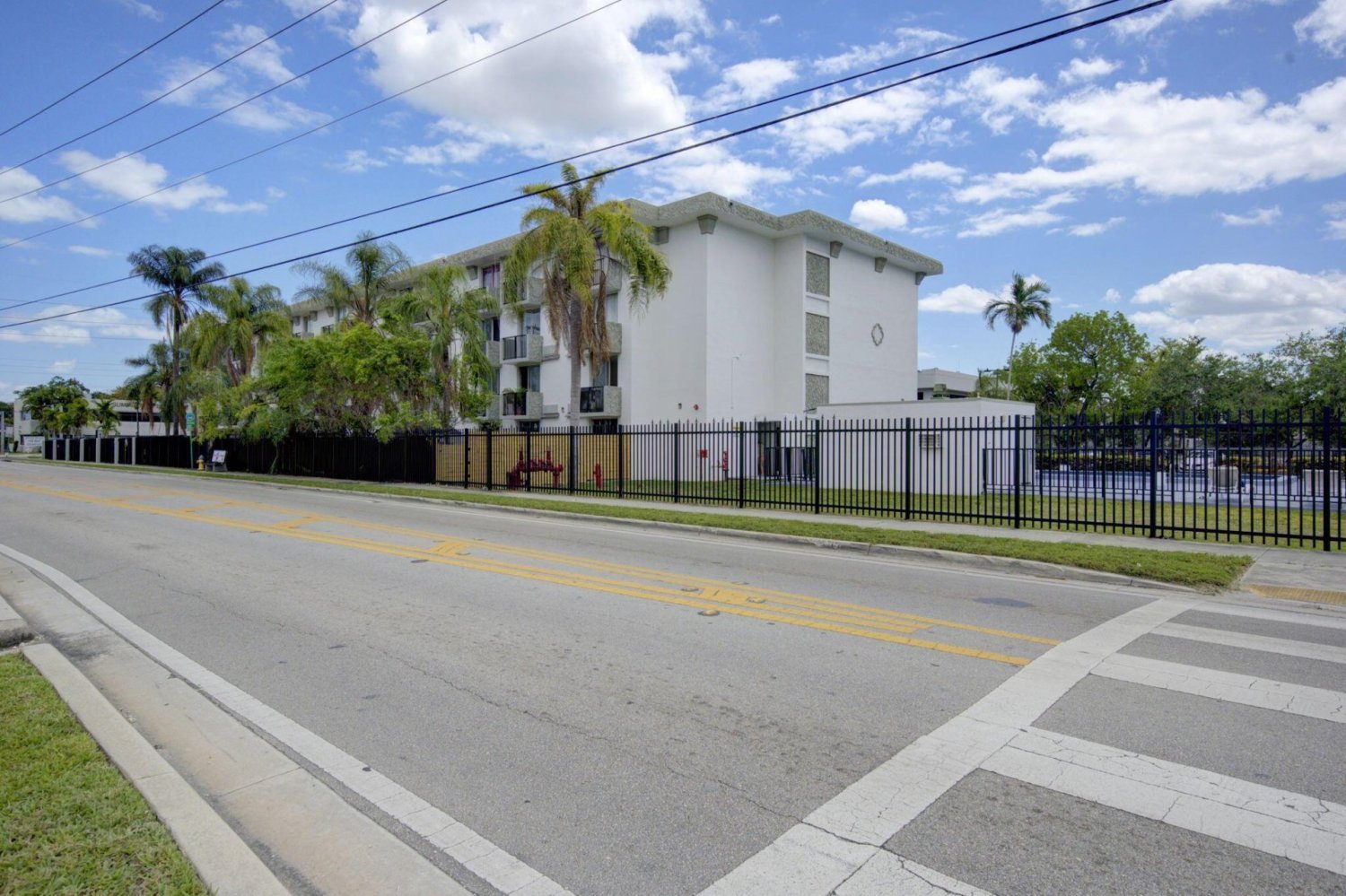 35.77 m² propiedad comercial en alquiler en Miami, Miami-Dade, Florida, USA № 613805
