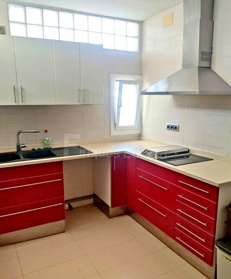 3 bedrooms Apartment in Argentona, Spain No. 200778