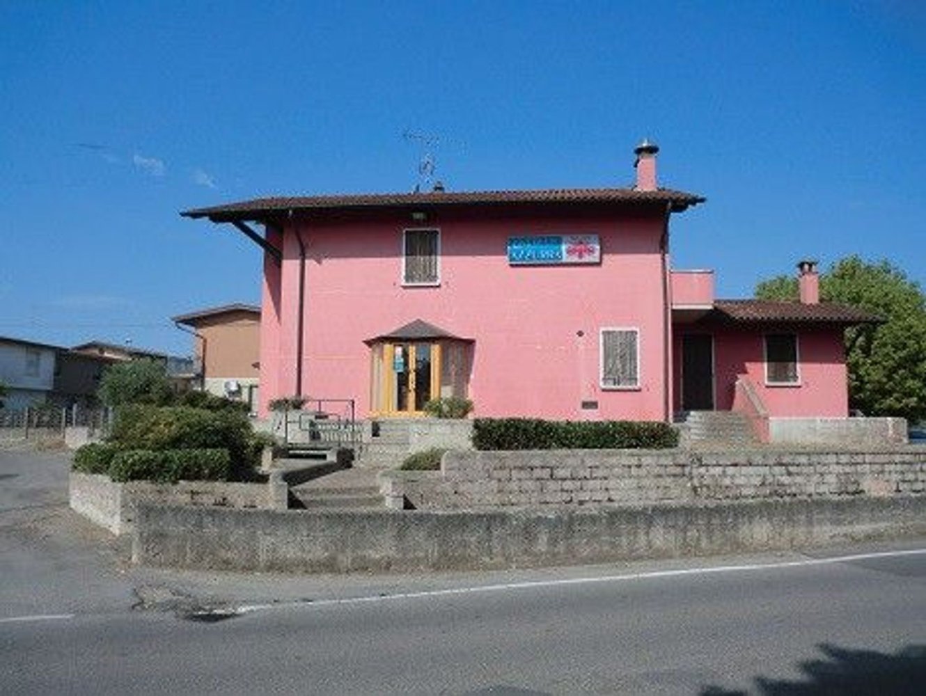 360m² Commercial property in Gambara, Italy No. 391874