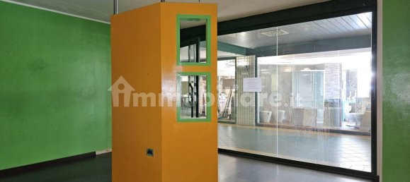 1-Zimmer Gewerbliche Immobilie in Borgosesia, Italy, Nr. 155658 5