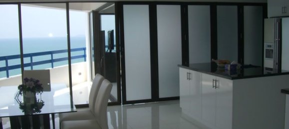 2 bedrooms Condo in Pattaya, Thailand No. 3859 14