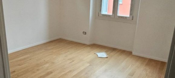 Квартира с 2 спальнями в Милан, Италия № 357845 13