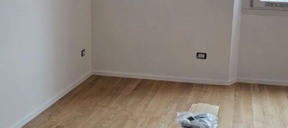 Квартира с 2 спальнями в Милан, Италия № 357845 12