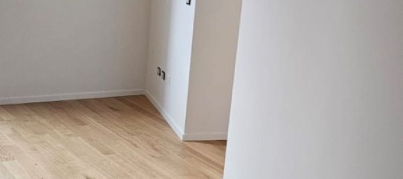 Квартира с 2 спальнями в Милан, Италия № 357845 8