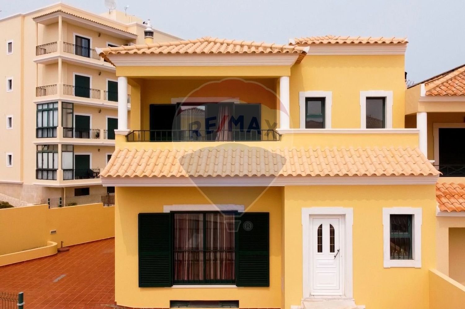 4 bedrooms House in Quelfes, Portugal No. 181065