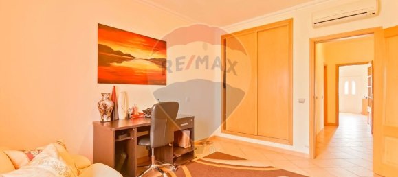 4 bedrooms House in Quelfes, Portugal No. 181065 10