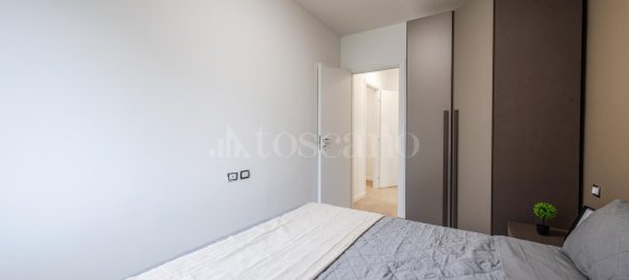 2 rooms Castles in Milan, Italy No. 349567 5