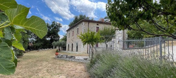 Casa de 6 divisões em Pescosansonesco, Italy N.º 268959 34