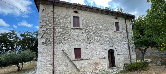 Casa de 6 divisões em Pescosansonesco, Italy N.º 268959 27