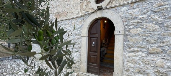 Casa de 6 divisões em Pescosansonesco, Italy N.º 268959 37