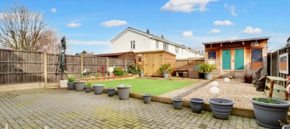 3 bedrooms House in Dartford, United Kingdom No. 4929 4