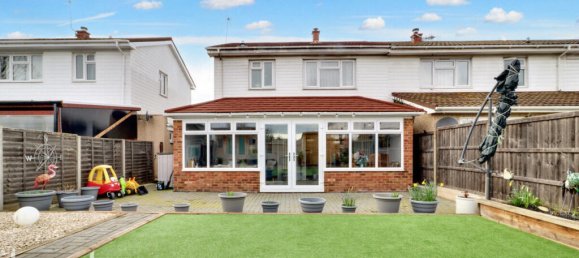 3 bedrooms House in Dartford, United Kingdom No. 4929 5