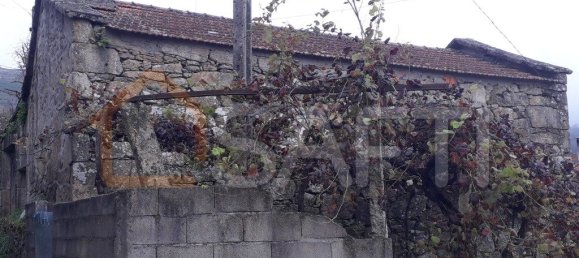 2 Schlafzimmer Haus in Moncao, Portugal, Nr. 62108 2