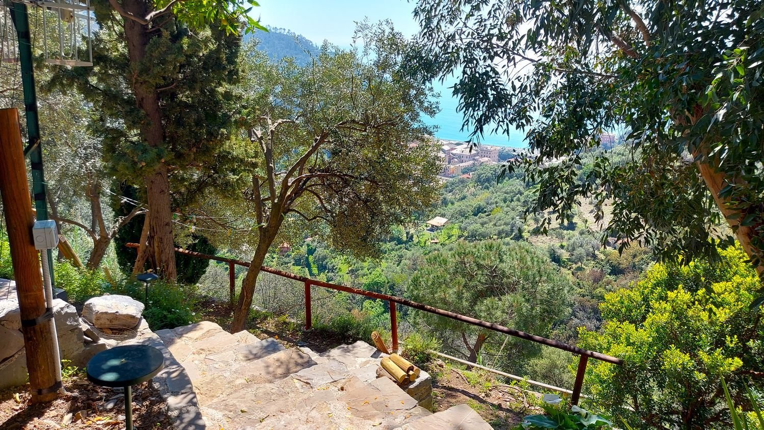 8 rooms Villa in Bonassola, Italy No. 221397
