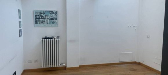 3 bedrooms Apartment in Milan, Italy No. 243609 26