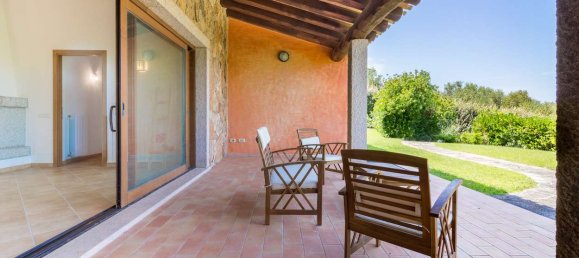 4 bedrooms Villa in Palau, Italy No. 60017 6