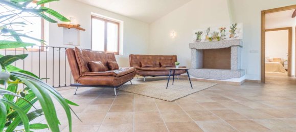 4 bedrooms Villa in Palau, Italy No. 60017 8