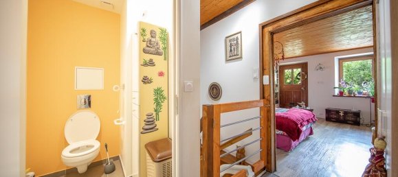 Apartamento de 2 dormitorios en Le Biot, France No. 1304 10