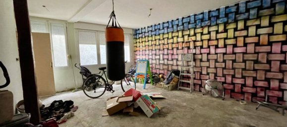 3 Schlafzimmer Wohnung in Epernay, France, Nr. 69334 7