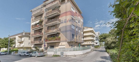 6 rooms Penthouse in Montesilvano, Italy No. 271481 43