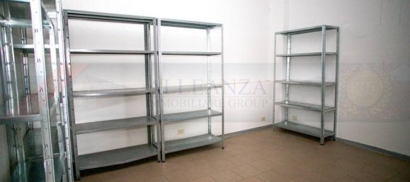 710m² Warehouse in Barberino Tavarnelle, Italy No. 209895 11