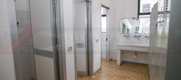 710m² Warehouse in Barberino Tavarnelle, Italy No. 209895 15