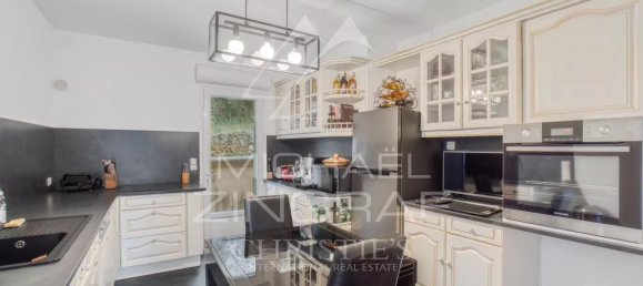 4 chambres Villa à Le Tignet, France No. 666 5