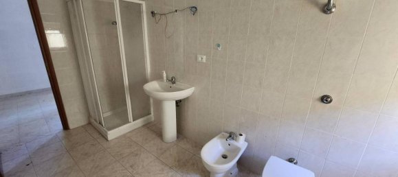 4 rooms House in Rotello, Italy No. 132461 27