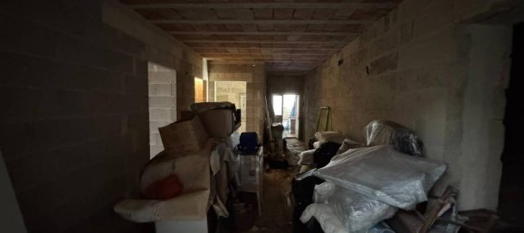 4غرفة منزل في Taviano, Italy رقم 147613 32