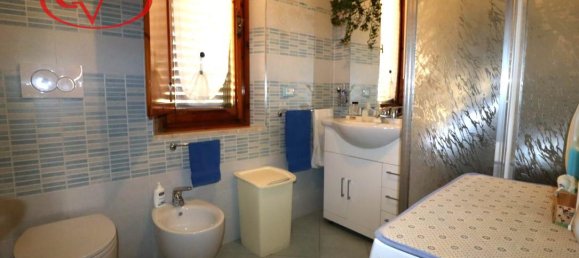 5 rooms House in Montevarchi, Italy No. 237730 19